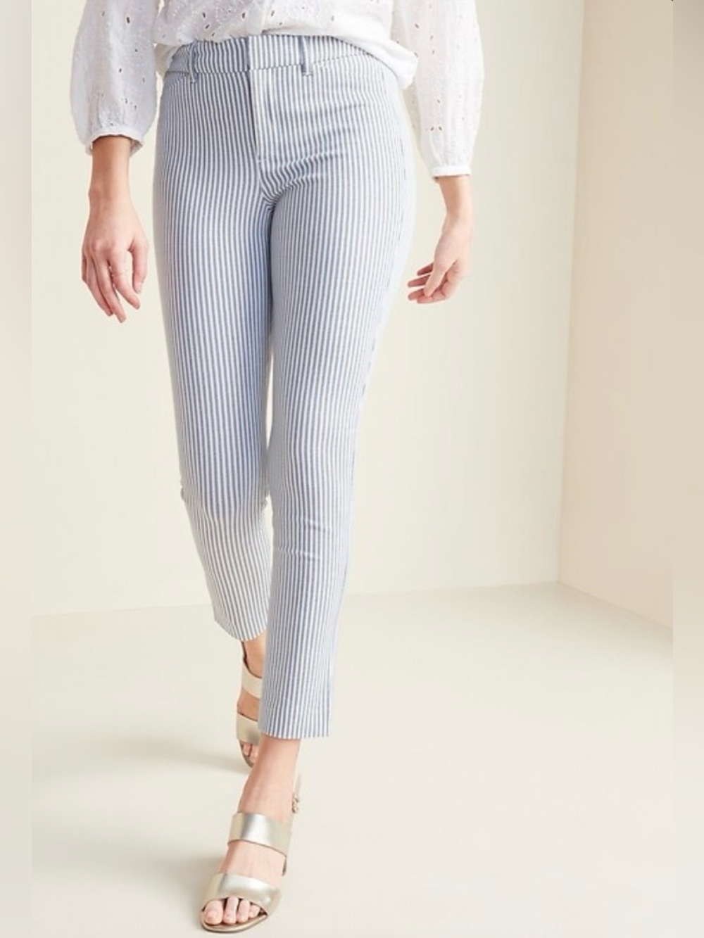 Old Navy Gray & White Striped Pixie Pants